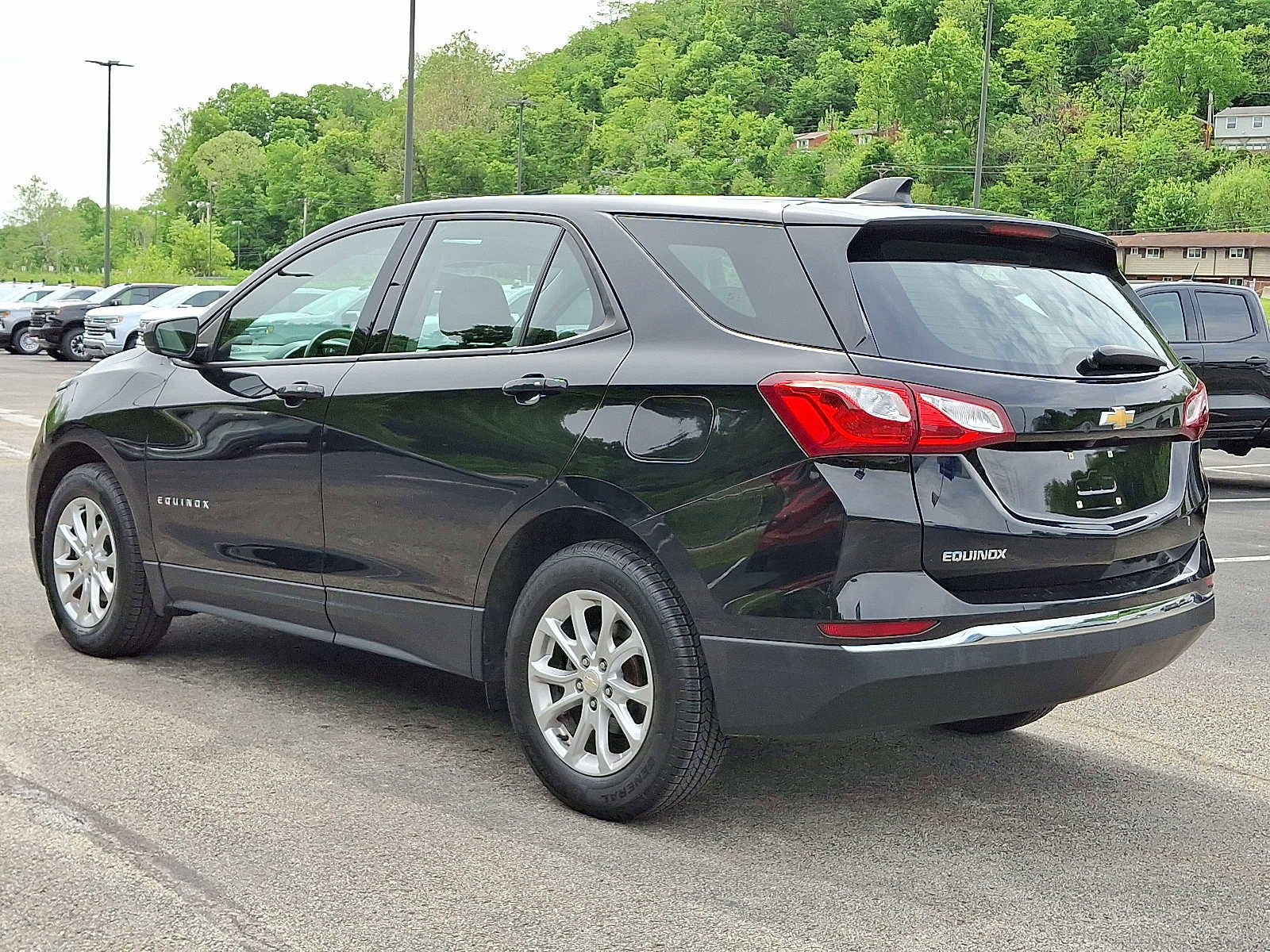 Used 2018 Chevrolet Equinox LS FWD image 4