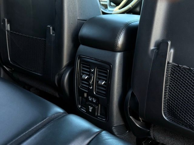 Used 2019 Jeep Grand Cherokee Limited AWD/4WD image 20