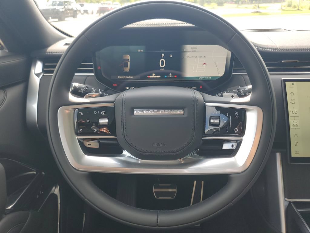 New 2026 Land Rover Range Rover Long Wheelbase SE AWD/4WD image 25