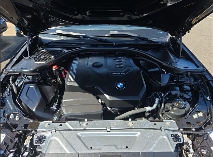 Used 2023 BMW 330i xDrive Sedan w/ Premium Package image 10