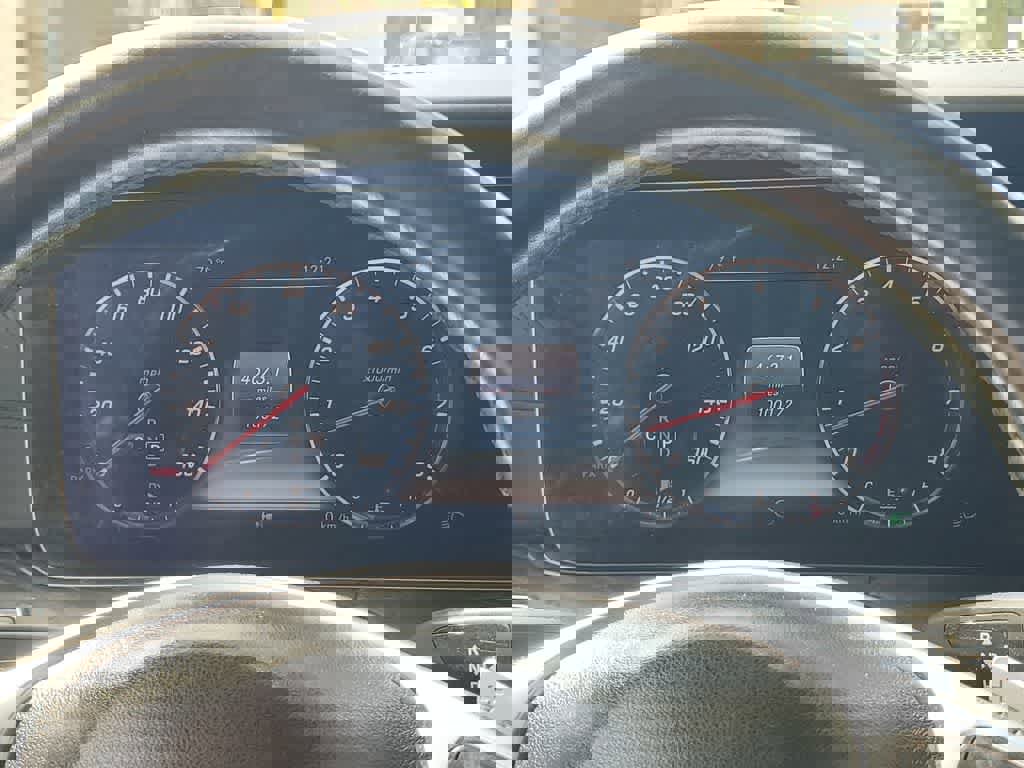 Used 2018 Mercedes-Benz E 400 E 400 image 23