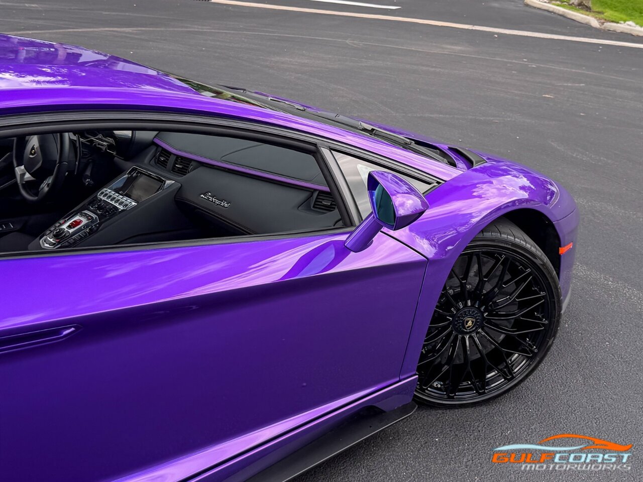 Used 2018 Lamborghini Aventador S image 62
