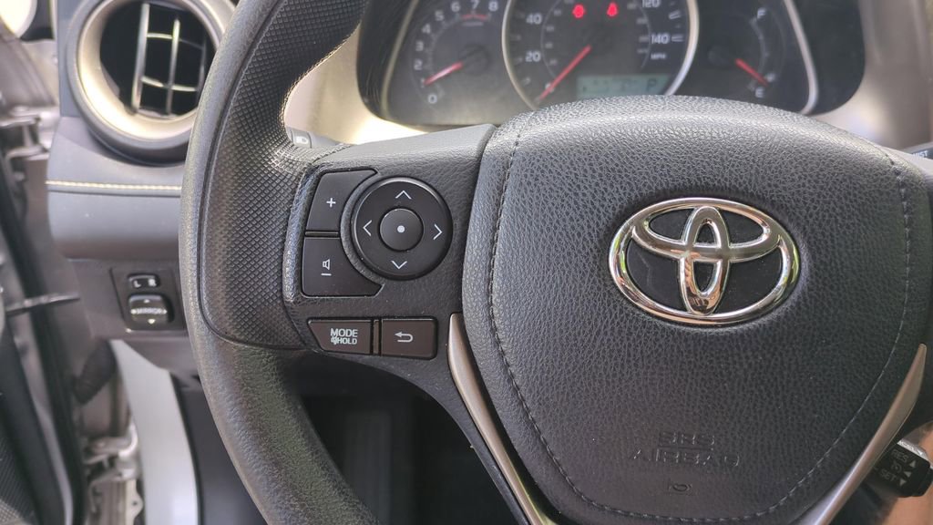 Used 2015 Toyota RAV4 XLE image 31
