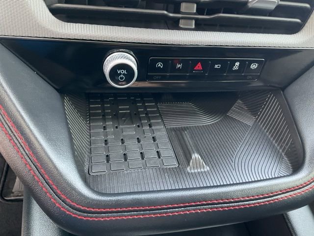 Used 2025 Ford Explorer ST image 16