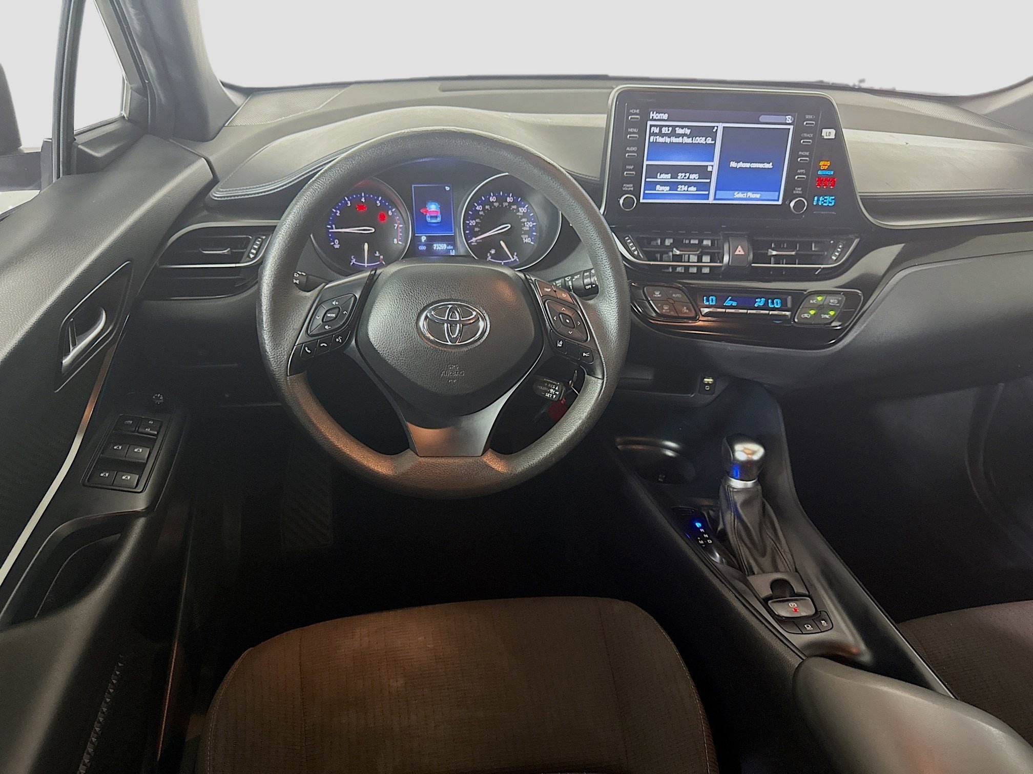 Used 2019 Toyota C-HR LE FWD image 17
