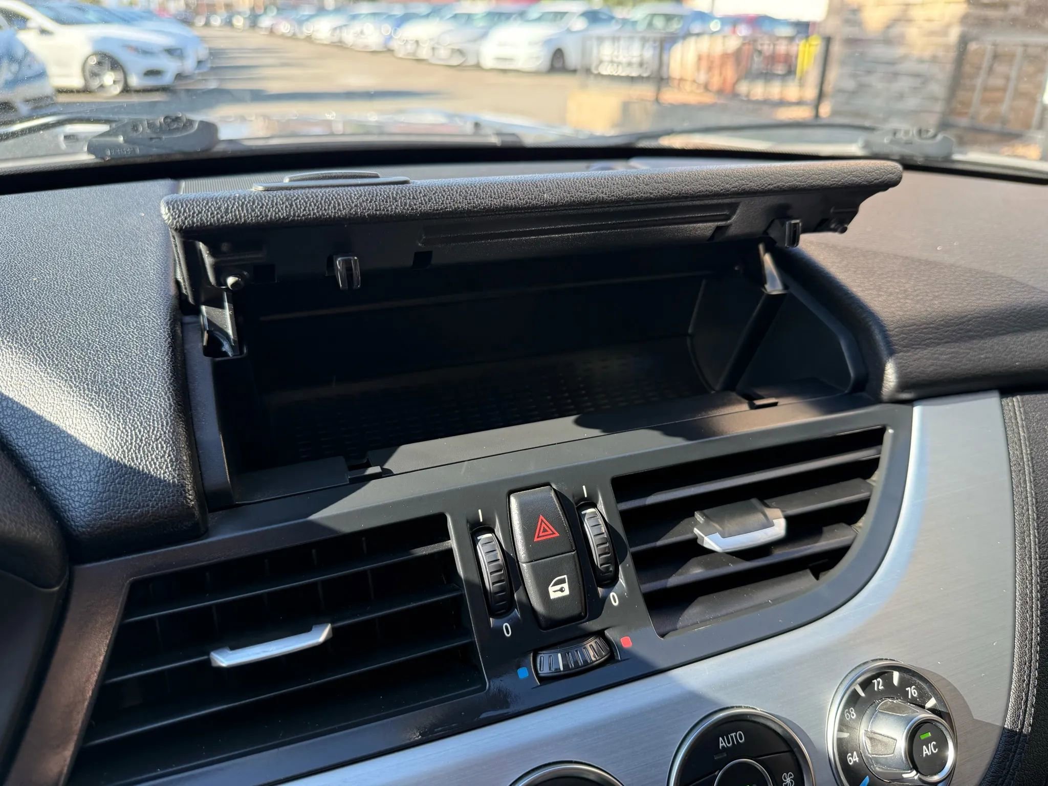 Used 2013 BMW Z4 sDrive28i w/ Sport Pkg image 18