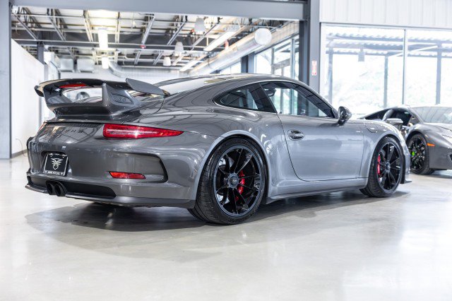Used 2016 Porsche 911 GT3 RWD image 7
