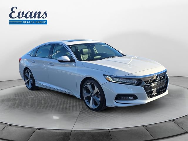 Used 2018 Honda Accord Touring image 10
