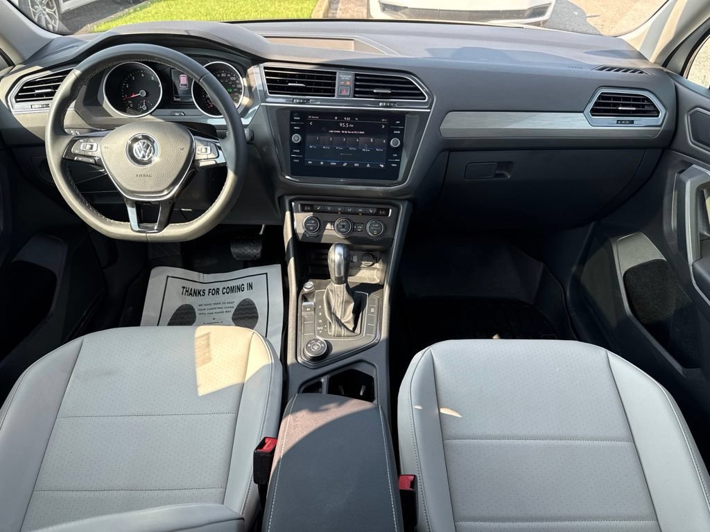 Used 2021 Volkswagen Tiguan SE w/ Panoramic Sunroof Package AWD/4WD image 27