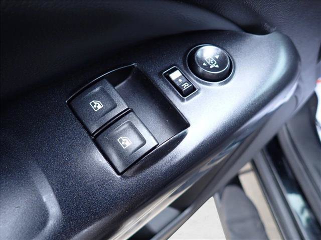 Used 2017 Chevrolet Colorado Z71 AWD/4WD image 13