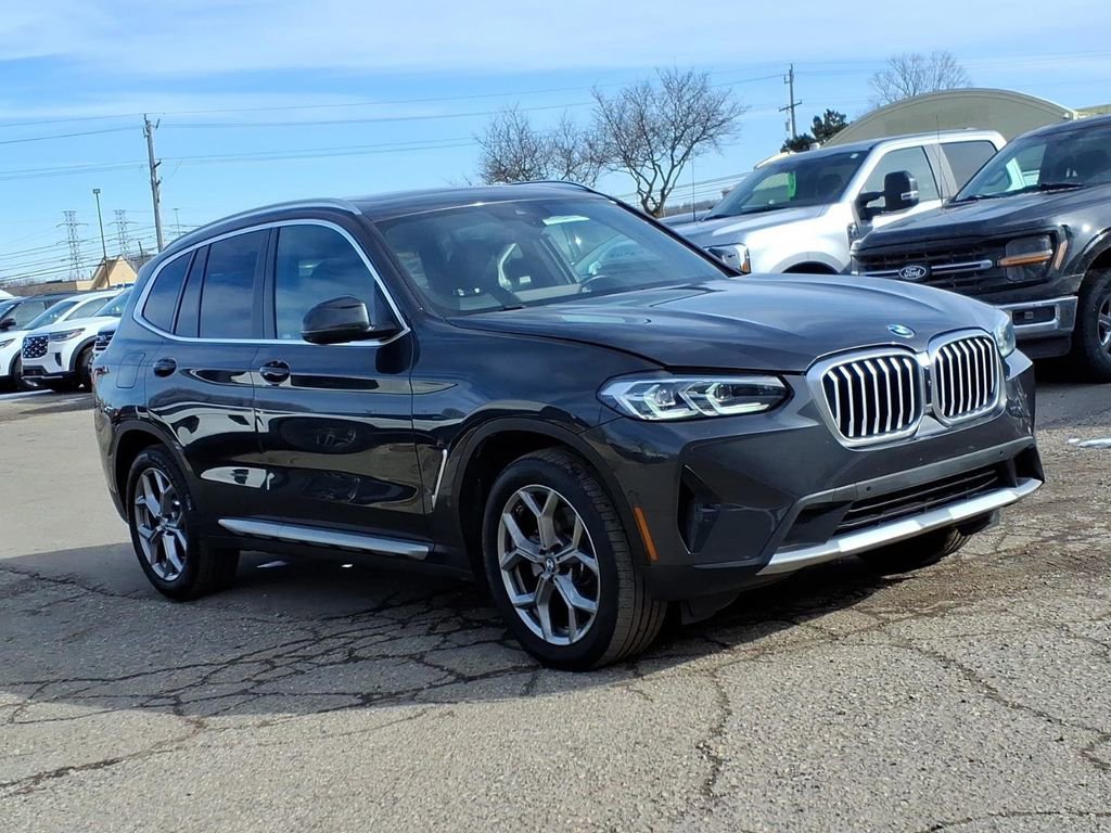 Used 2024 BMW X3 xDrive30i AWD/4WD image 7