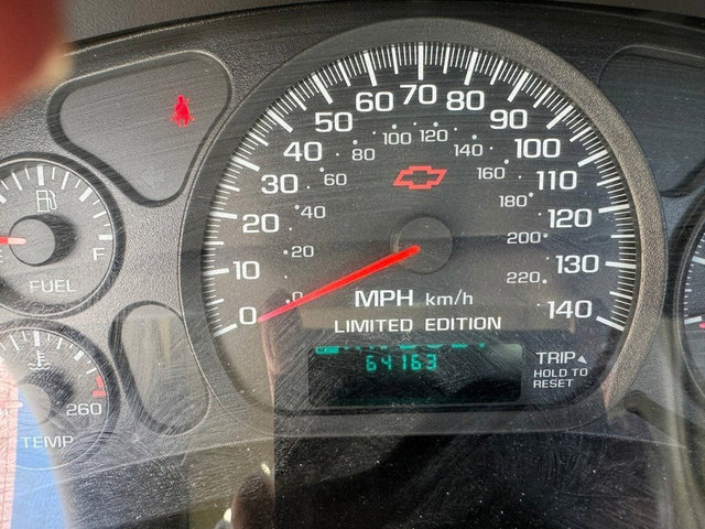 Used 2002 Chevrolet Monte Carlo SS w/ Pace Car Replica Pkg FWD image 13