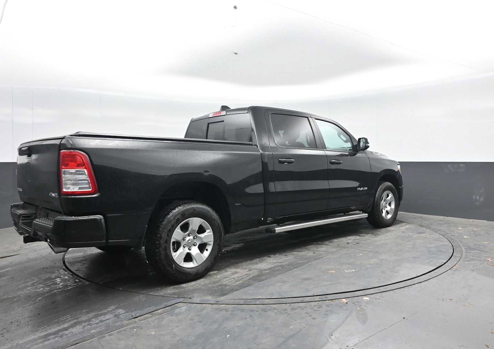 Used 2024 RAM 1500 Big Horn AWD/4WD image 2