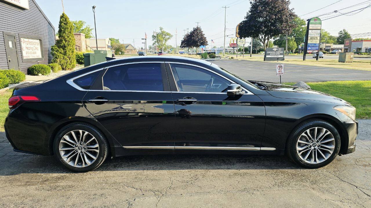 Used 2015 Hyundai Genesis 3.8 AWD/4WD image 7