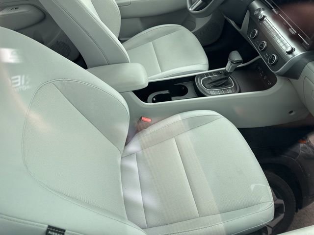 Used 2024 Hyundai Kona SE image 7