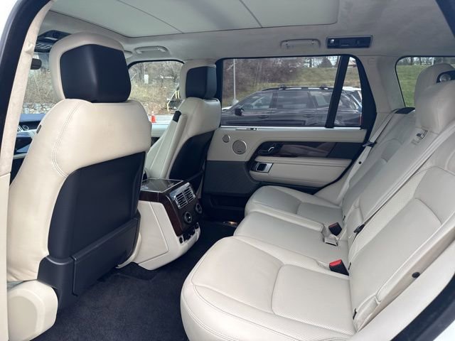 Used 2020 Land Rover Range Rover Long Wheelbase HSE image 12