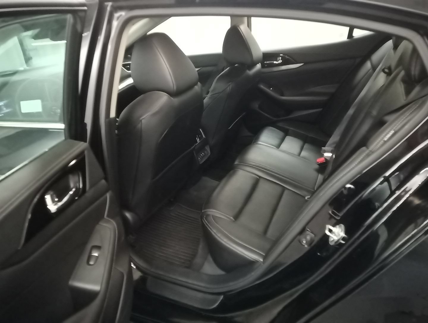 Used 2022 Mitsubishi Outlander SEL FWD image 11