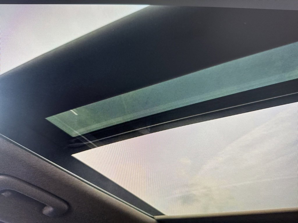 Used 2023 Hyundai Santa Fe Limited image 7