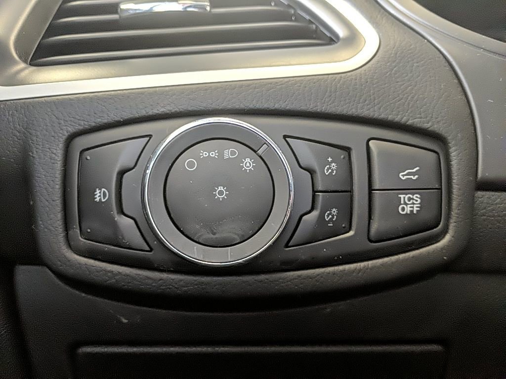 Used 2024 Ford Edge SEL w/ Convenience Package image 23