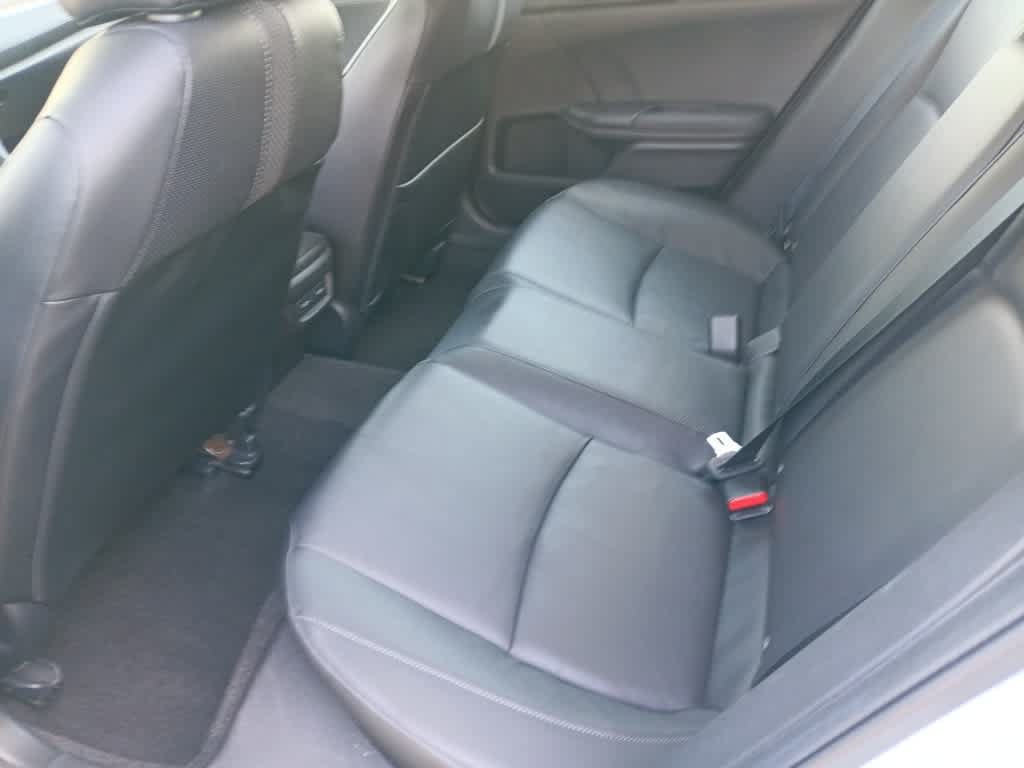 Used 2019 Honda Civic Touring image 18