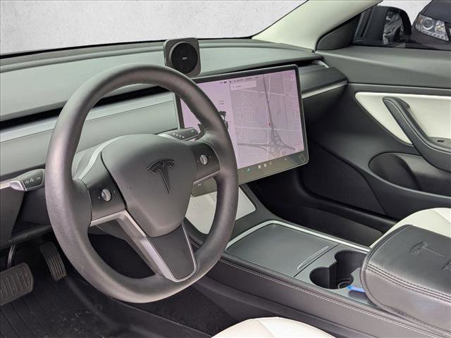 Used 2018 Tesla Model 3 Long Range image 9