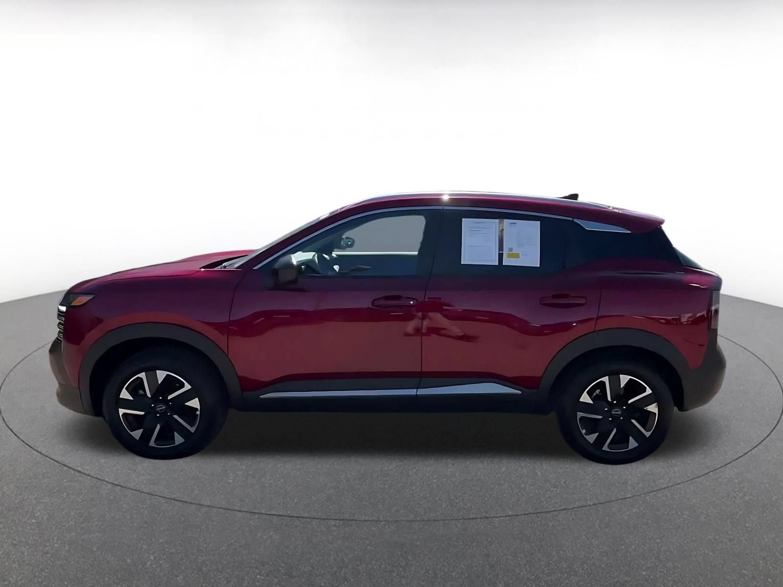 Used 2026 Nissan Kicks SV w/ Cold Weather Package AWD/4WD image 8