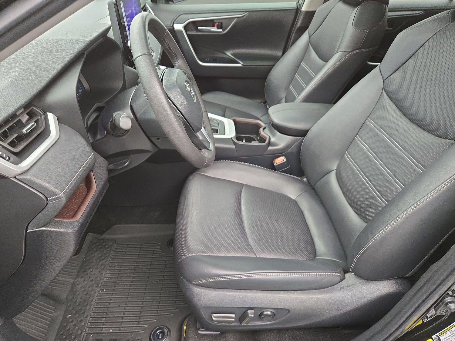 Used 2025 Toyota RAV4 Limited w/ Weather Package FWD image 15