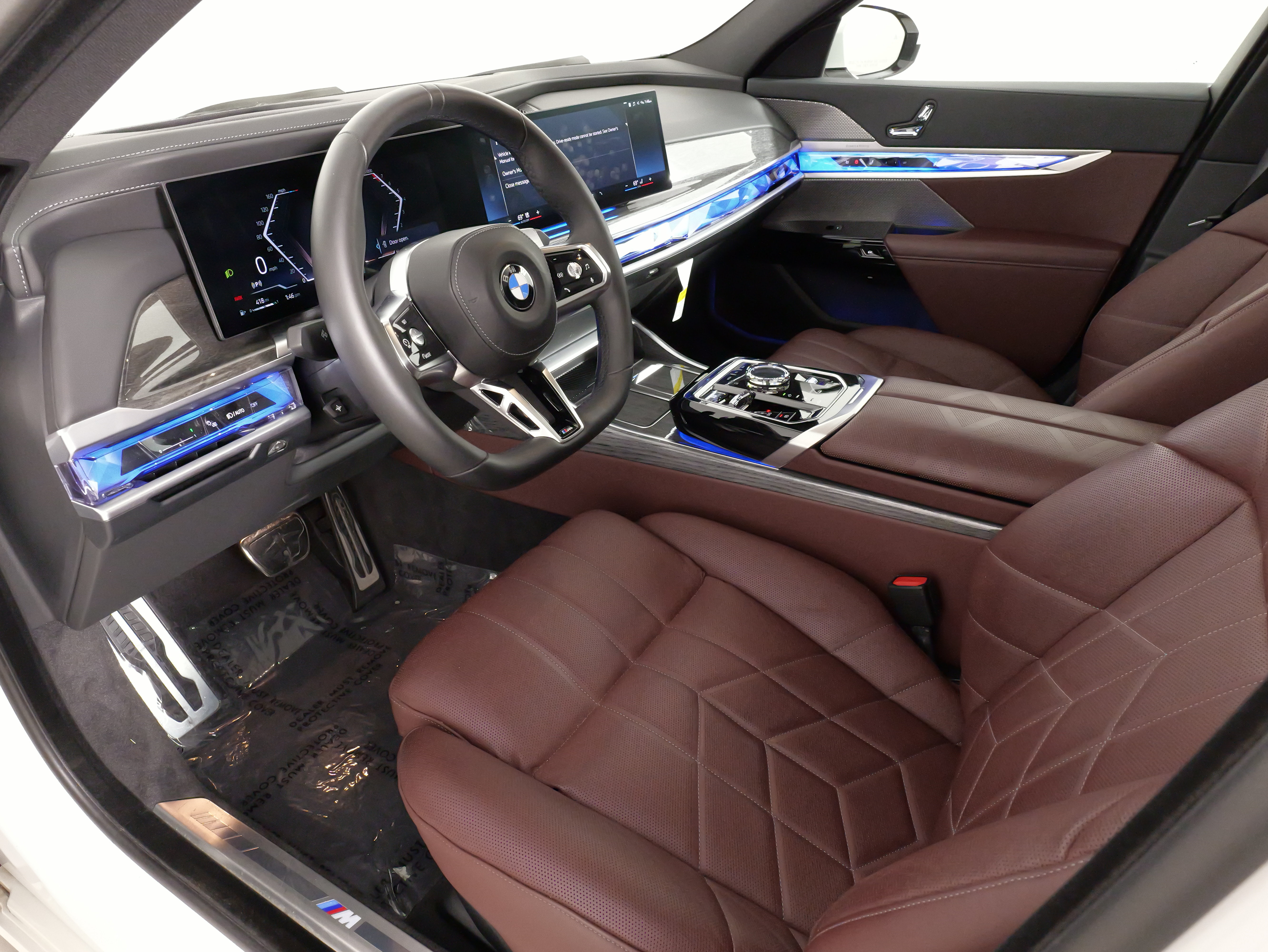 Used 2024 BMW 740i xDrive w/ Premium Package AWD/4WD image 26