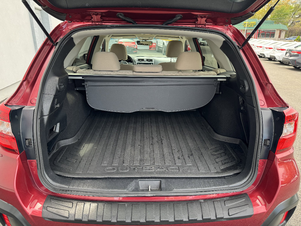 Used 2018 Subaru Outback 2.5i Premium AWD/4WD image 10