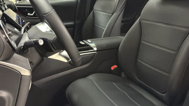 Certified 2026 Mercedes-Benz GLC 300 4MATIC image 27