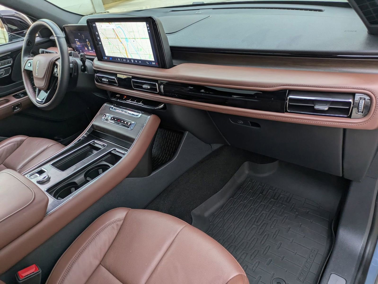 Used 2025 Lincoln Aviator Reserve w/ Illumination Package image 33