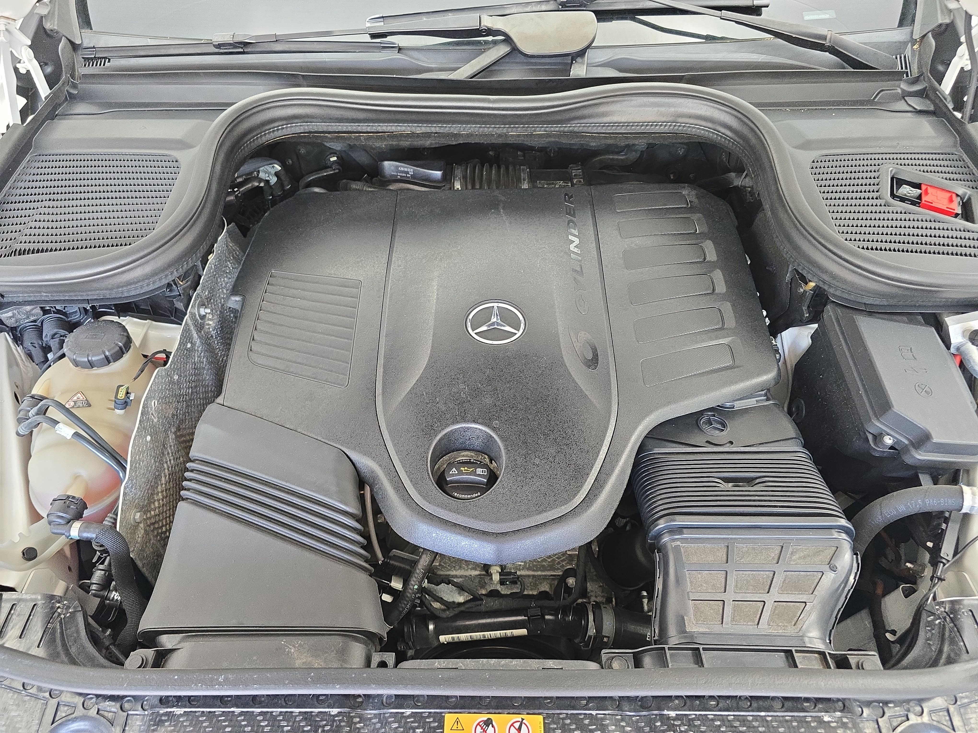 Certified 2020 Mercedes-Benz GLE 450 4MATIC image 31