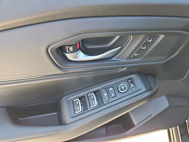 Used 2025 Honda Accord Sport image 23