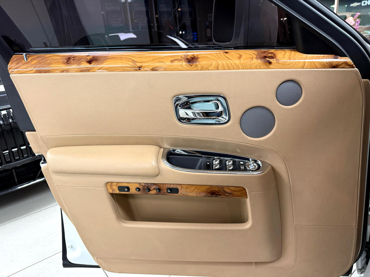 Used 2011 Rolls-Royce Ghost image 9