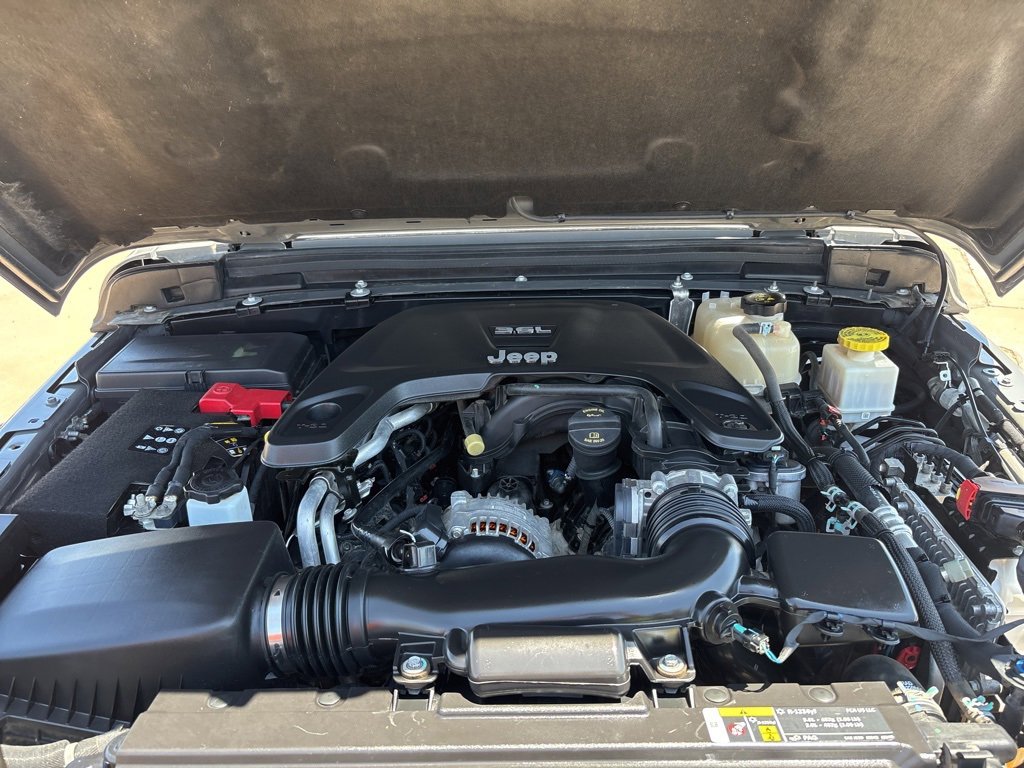 Used 2020 Jeep Gladiator Rubicon w/ Uconnect 4C Nav & Sound Group image 53