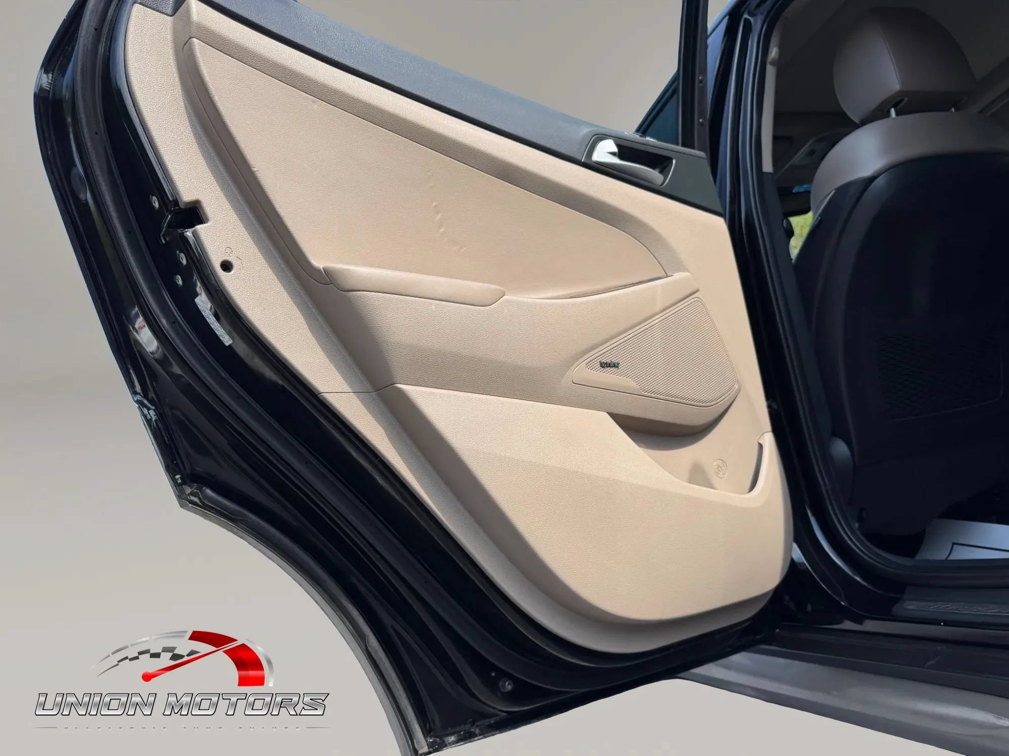 Used 2021 Hyundai Tucson Ultimate w/ Cargo Package FWD image 50