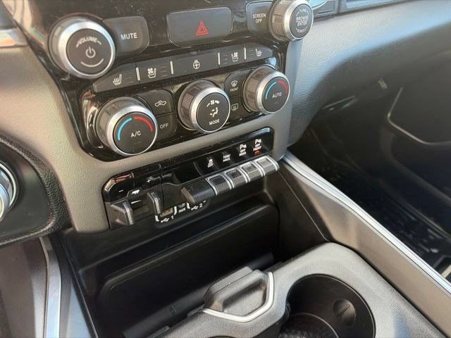 Used 2022 RAM 1500 Laramie w/ Sport Appearance Package AWD/4WD image 26