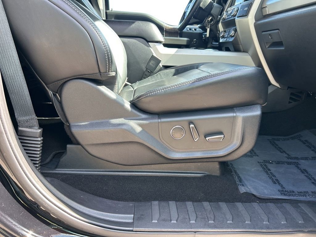 Used 2019 Ford F250 Lariat w/ Lariat Value Package image 41