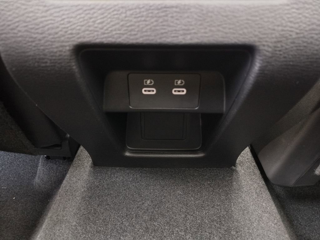 New 2026 Mitsubishi Outlander SE image 26