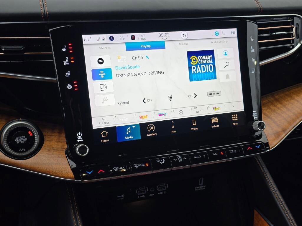 Used 2022 Jeep Grand Wagoneer Series III image 17
