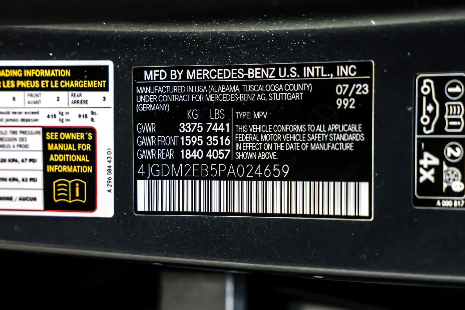 Used 2023 Mercedes-Benz EQS 450+ 4MATIC SUV w/ Exclusive Trim Package image 24