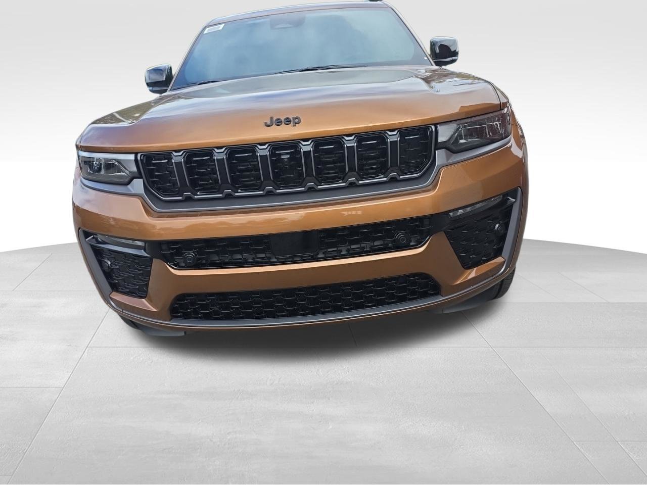New 2027 Jeep Grand Cherokee L Limited AWD/4WD image 2