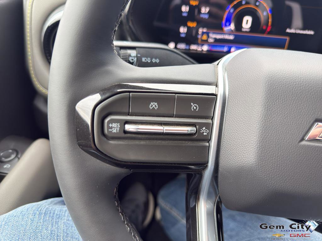 New 2026 Chevrolet Colorado ZR2 w/ Technology Package AWD/4WD image 24