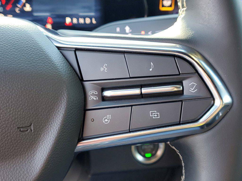 Used 2024 Chevrolet Traverse LT FWD image 10