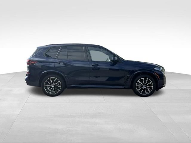 Certified 2026 BMW X5 xDrive40i w/ M Sport Package AWD/4WD image 10