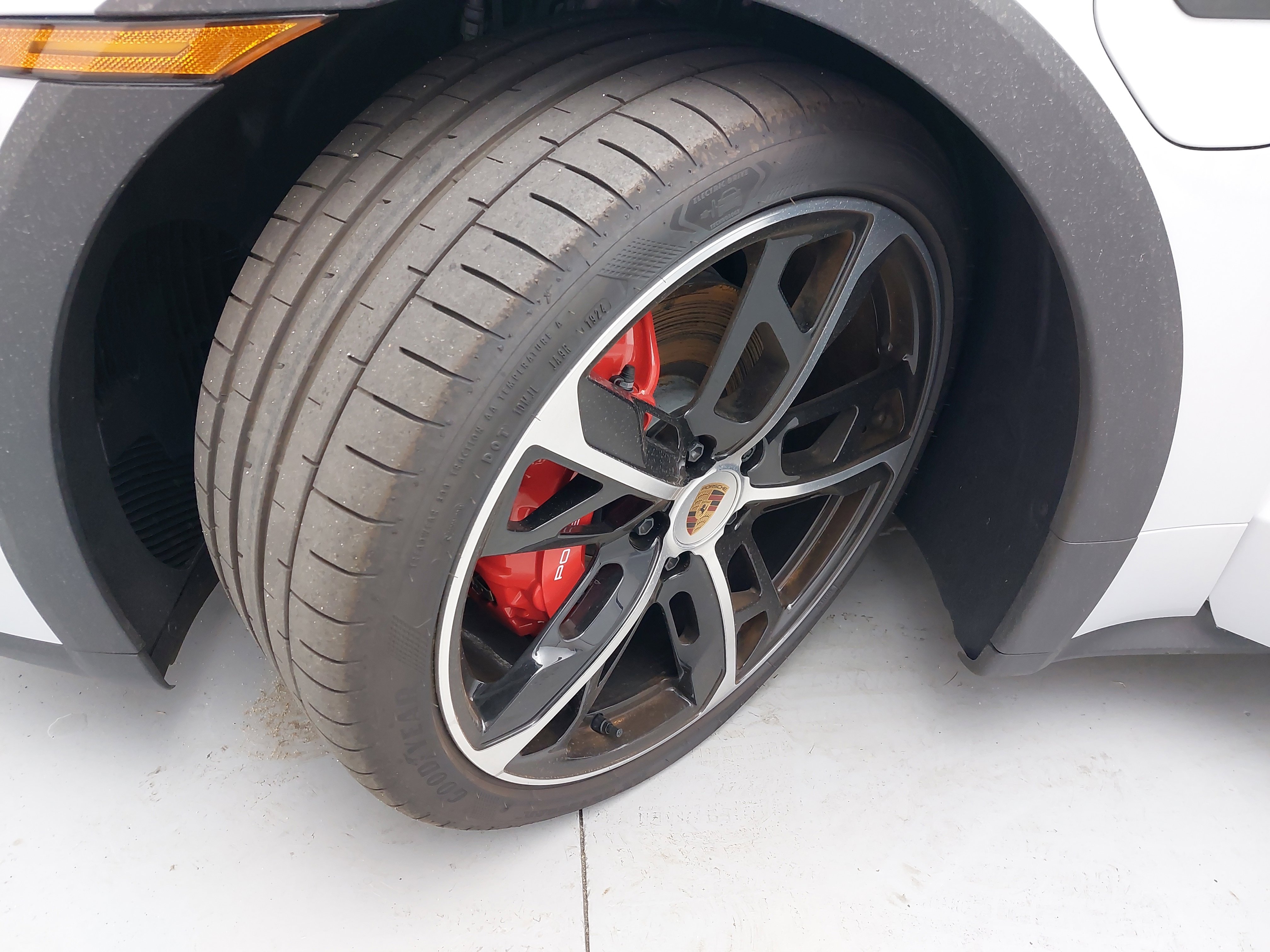 New 2025 Porsche Taycan 4S image 35