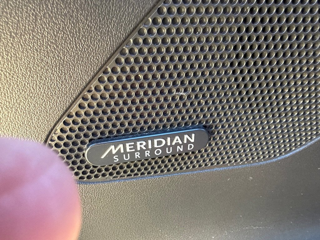 Used 2020 Jaguar F-PACE S image 20