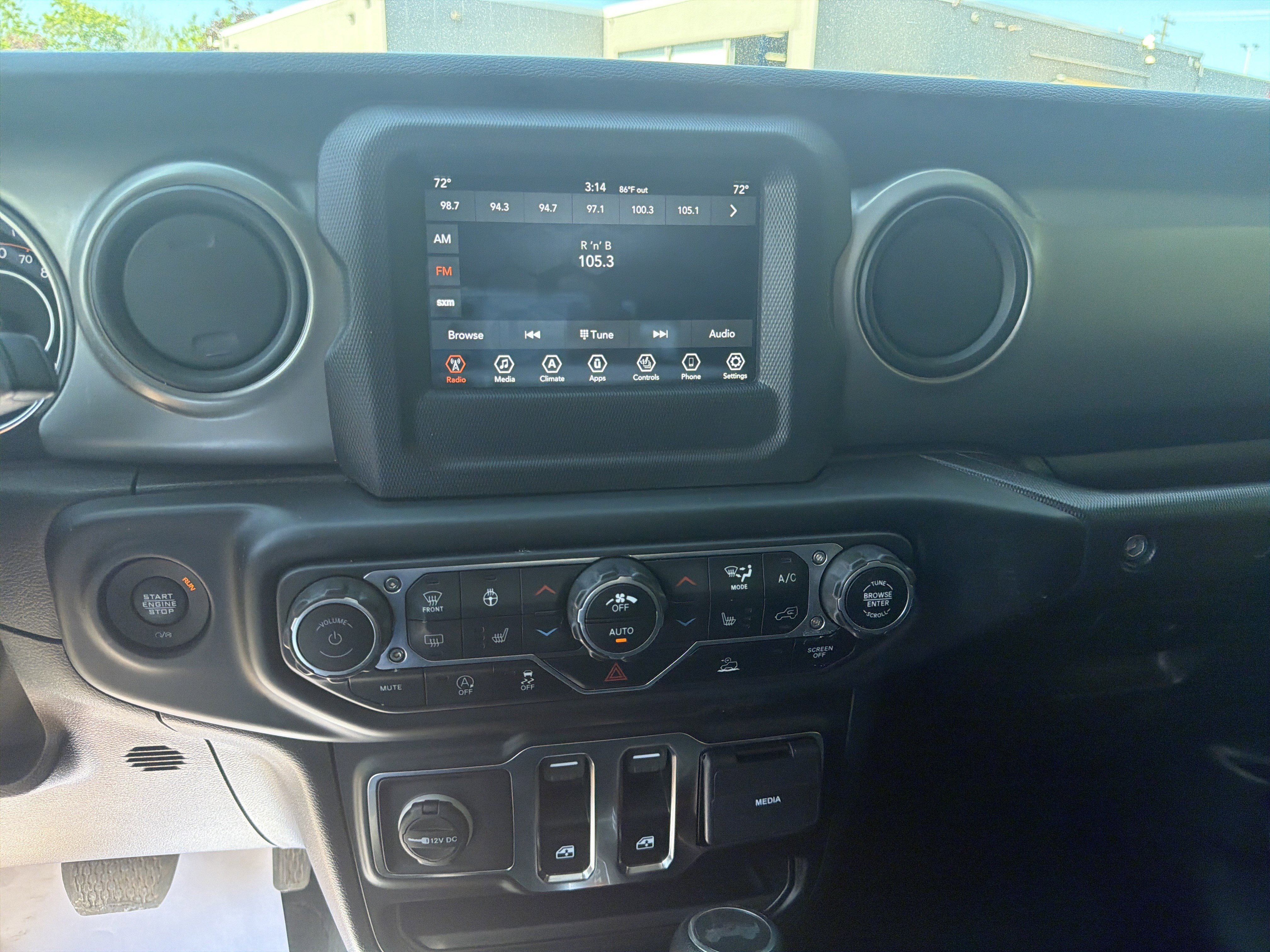Certified 2021 Jeep Wrangler Sport AWD/4WD image 14