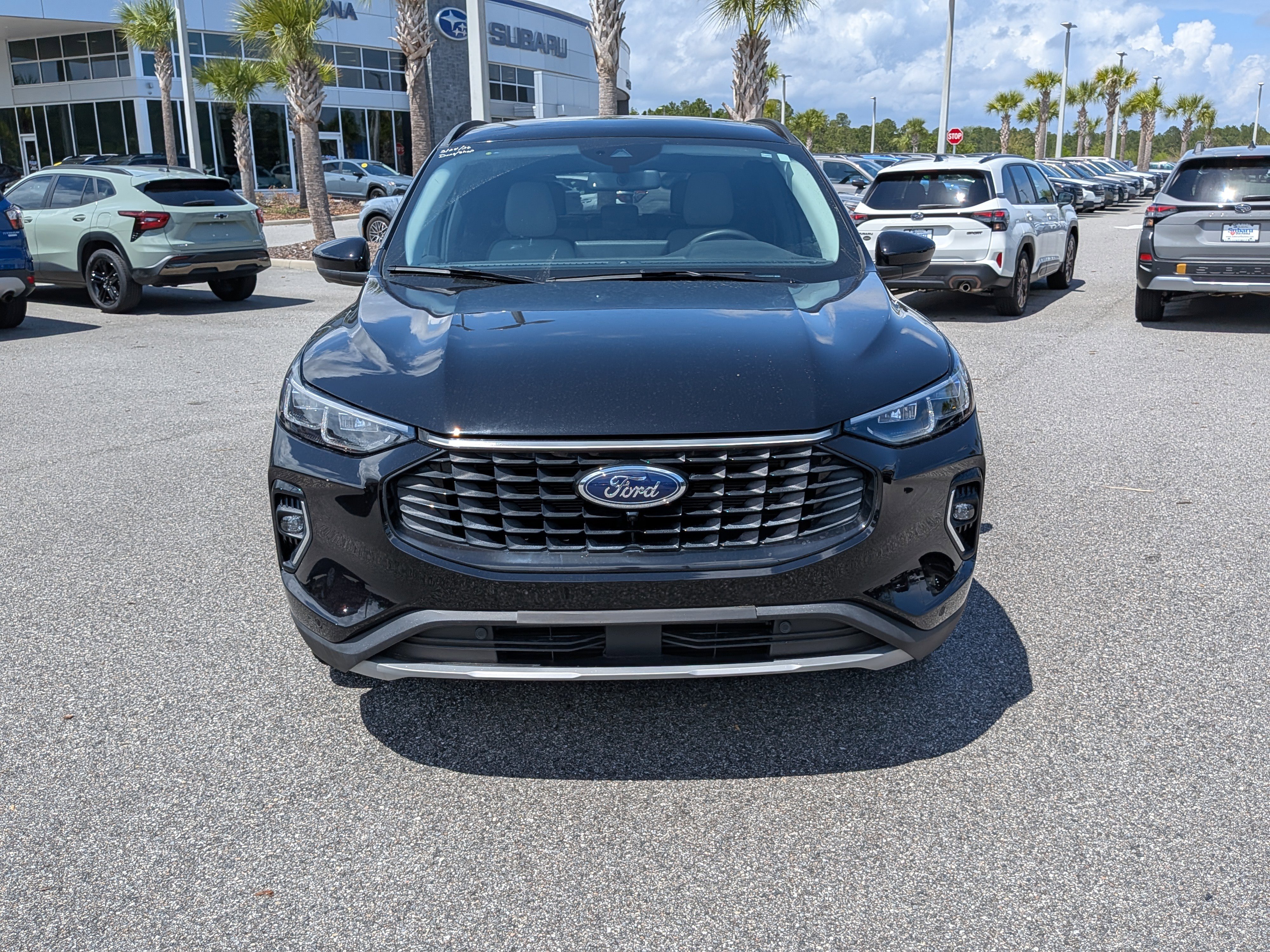 Used 2023 Ford Escape Platinum AWD/4WD image 9