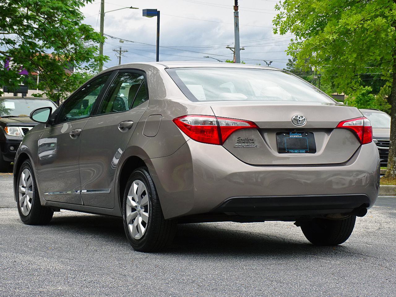 Used 2014 Toyota Corolla LE FWD image 13